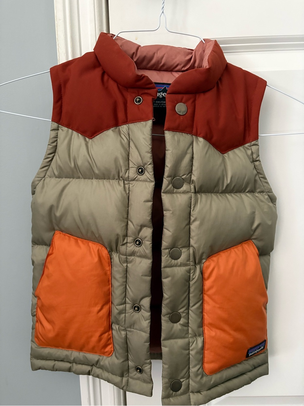 Patagonia Kids Puffer Vest 5T (boys/girls)
